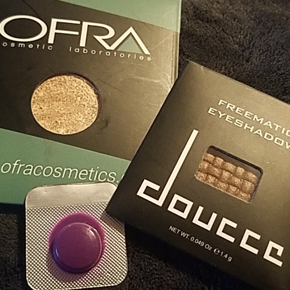DOUCCE eyeshadow, OFRA highlighter, sm lip gloss - Picture 1 of 7